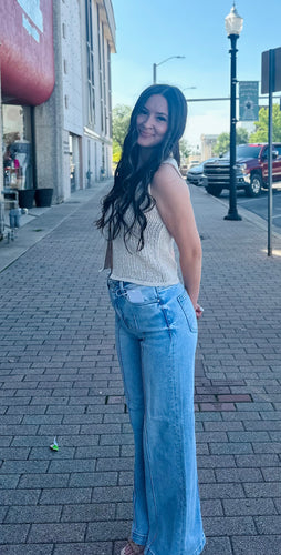 Wide Leg Pintuck Detailed Jeans
