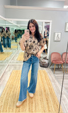 Floral Puffed Sleeve Top