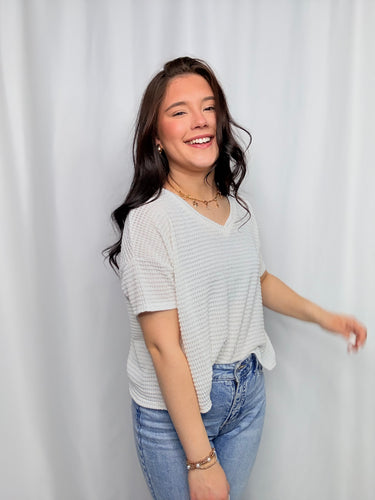 V-Neck Bubble Knit Tee