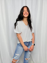 Flowy Puff Sleeve Blouse