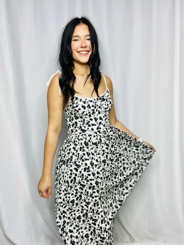 Living in Elegance Maxi