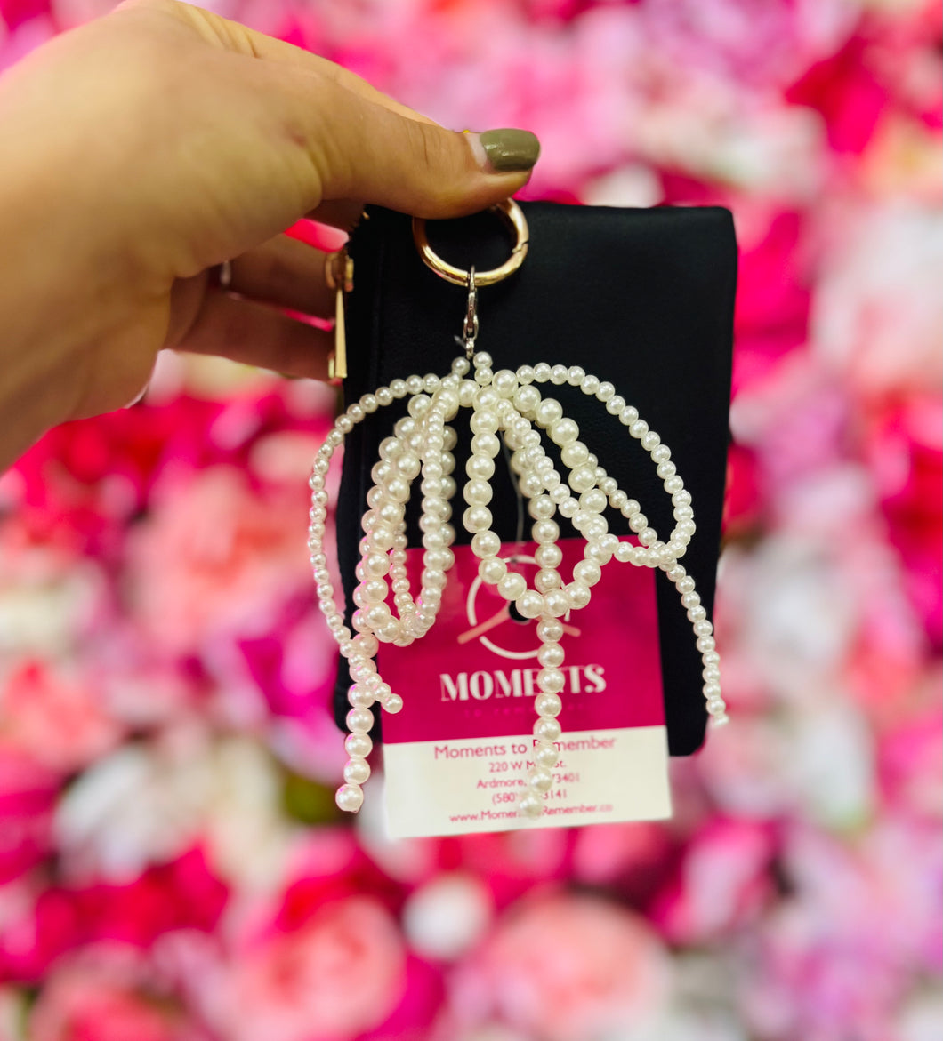 Pearl Bow Charm
