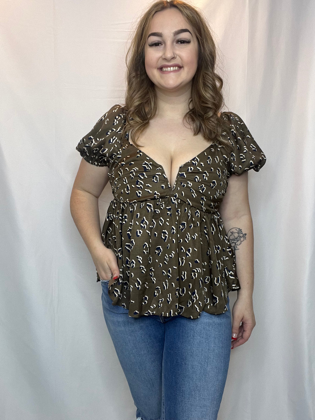Leopard Puff Sleeve Blouse