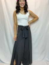 Knit Cape Pants