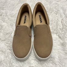 Sand Sneaker Slip on